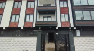 Site İçerisinde Havuz Cepheli 1+1 Daire